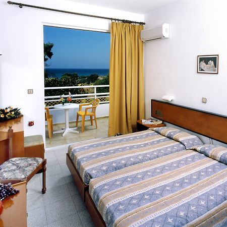 Corellia Asterias Beach Hotel Theológosz Kültér fotó