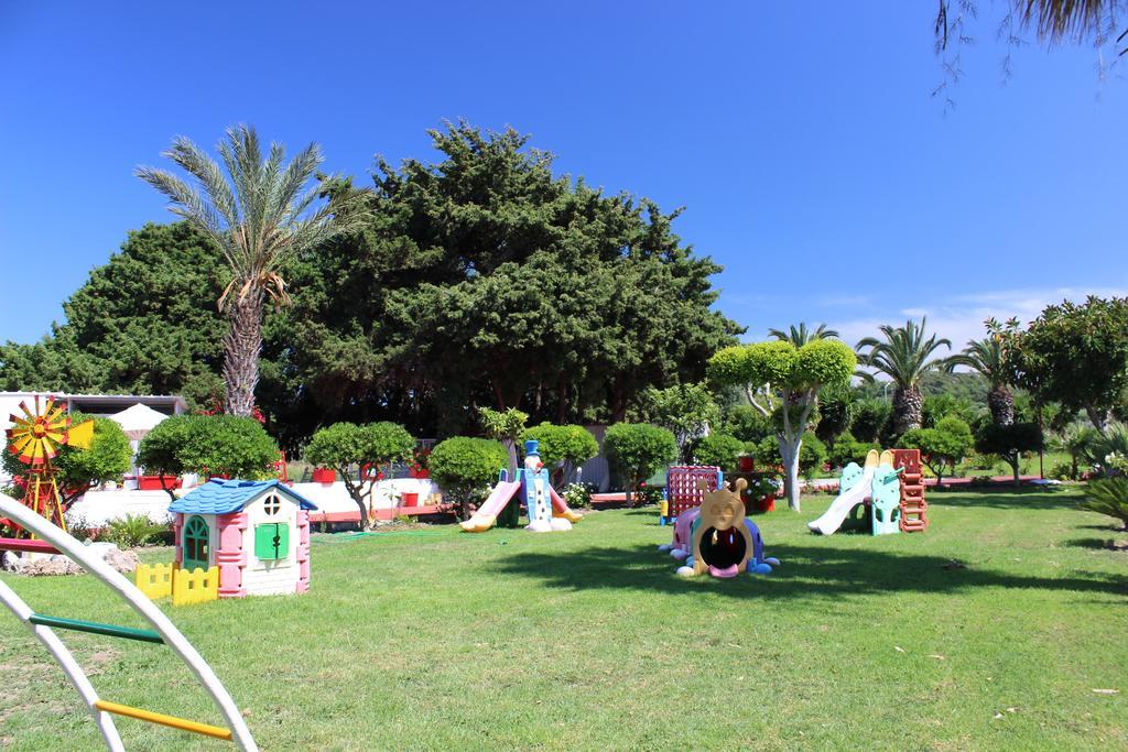 Corellia Asterias Beach Hotel Theológosz Kültér fotó